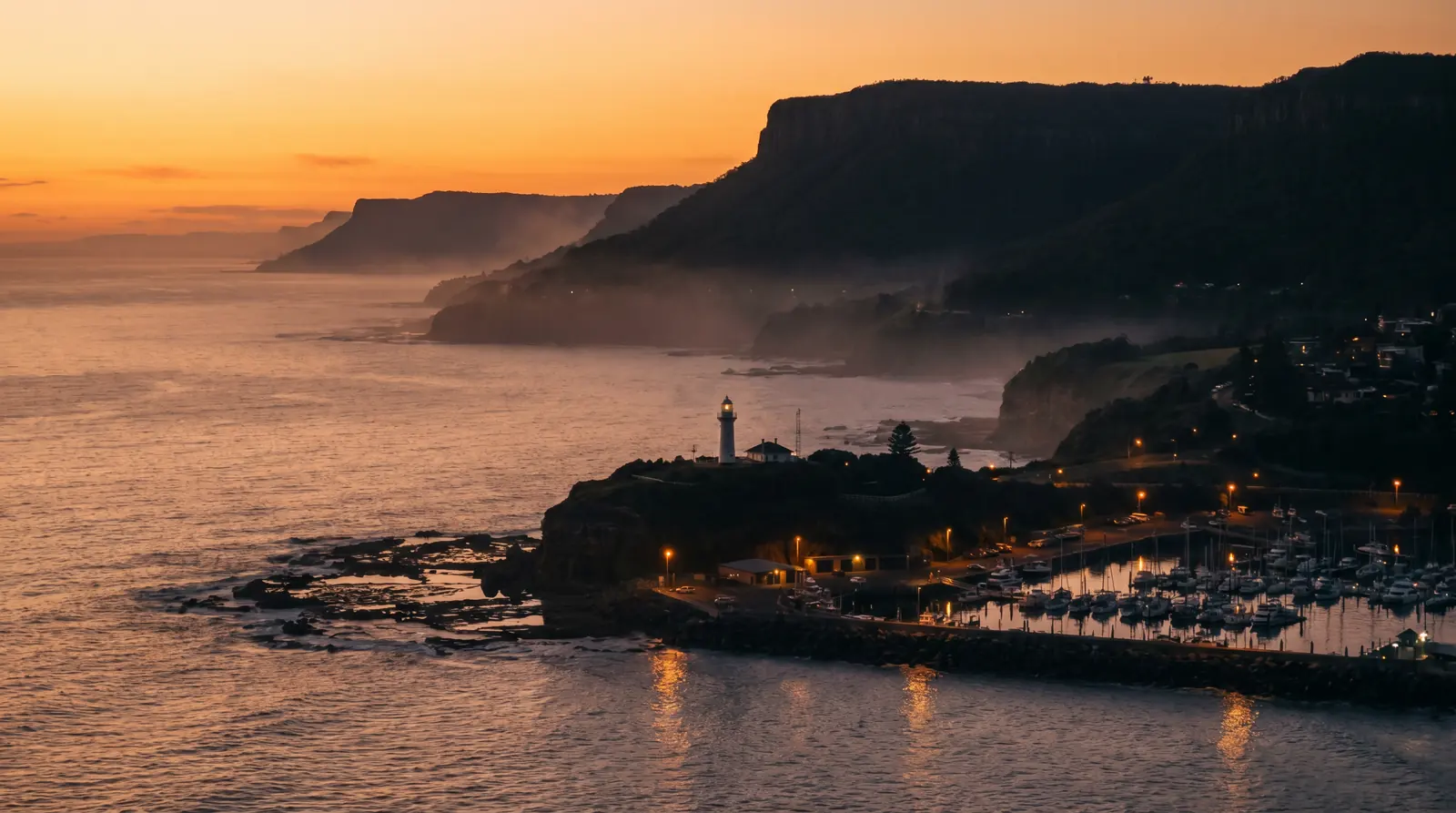 Wollongong, NSW at dusk — equipment and asset finance for Wollongong businesses
